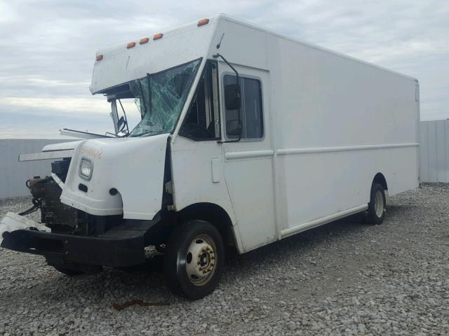 1F65F5KY2C0A02795 - 2012 FORD F59 WHITE photo 2