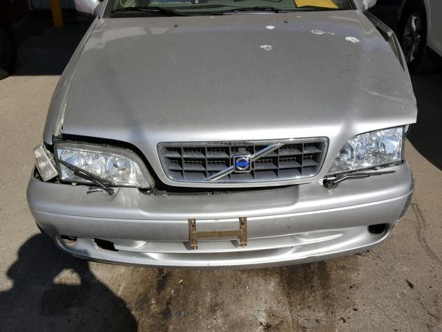 YV1NC63D34J046561 - 2004 VOLVO C70 LPT SILVER photo 7