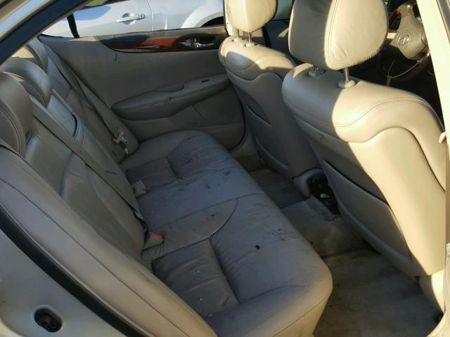 JTHBF30G120067746 - 2002 LEXUS ES 300 SILVER photo 6