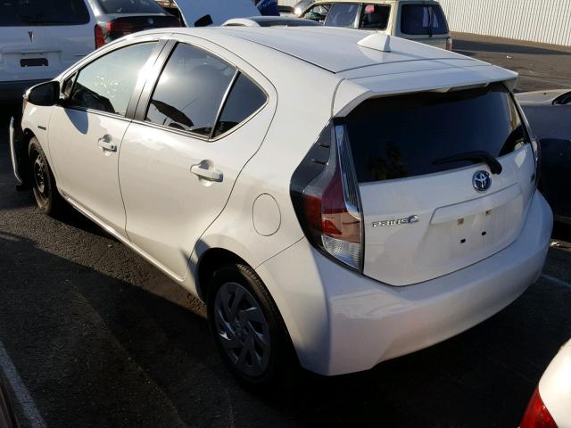 JTDKDTB3XG1116381 - 2016 TOYOTA PRIUS C WHITE photo 3