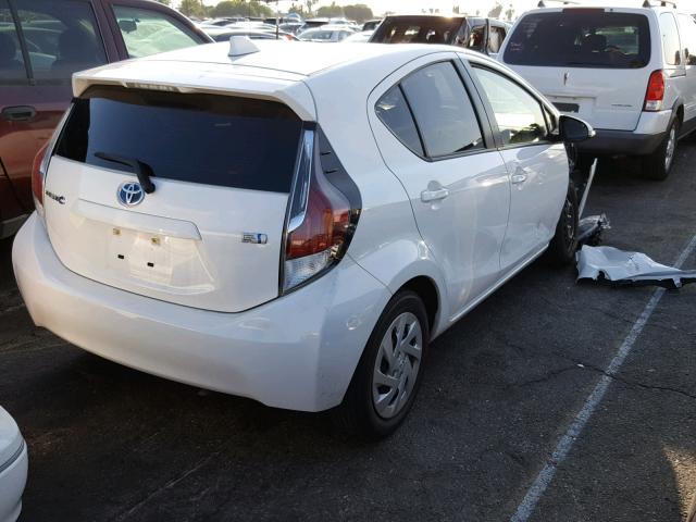 JTDKDTB3XG1116381 - 2016 TOYOTA PRIUS C WHITE photo 4