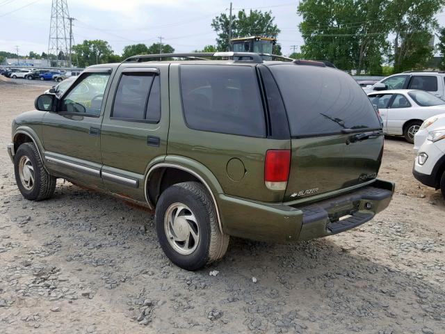 1GNDT13W31K206201 - 2001 CHEVROLET BLAZER GREEN photo 3