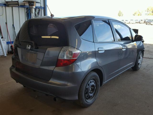 JHMGE8H31DC032696 - 2013 HONDA FIT GRAY photo 4