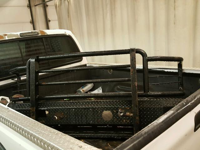 1FTSW31F7YEE19392 - 2000 FORD F350 SRW S WHITE photo 10