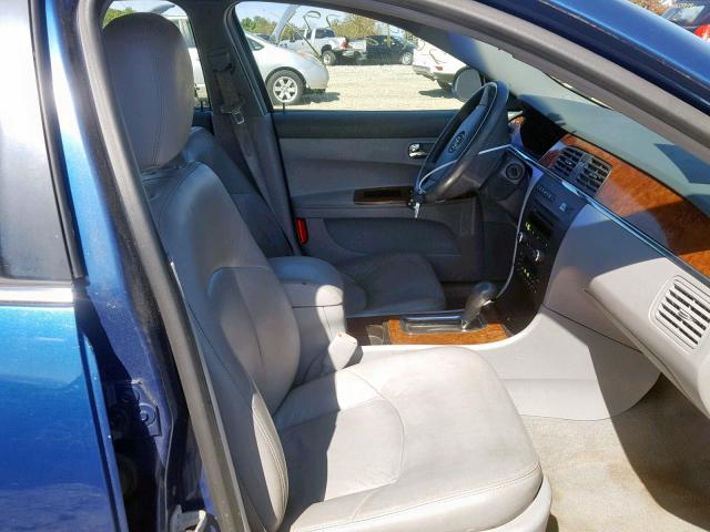 2G4WD582661159518 - 2006 BUICK LACROSSE C BLUE photo 5