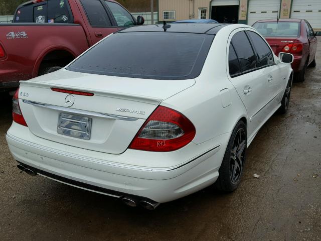 WDBUF77X98B233885 - 2008 MERCEDES-BENZ E 63 AMG WHITE photo 4