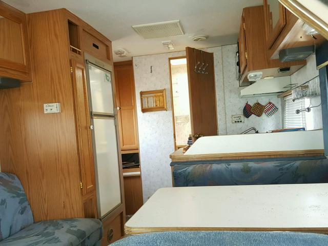 1FDKE30G6THA82178 - 1996 TIOG MOTORHOME TWO TONE photo 6