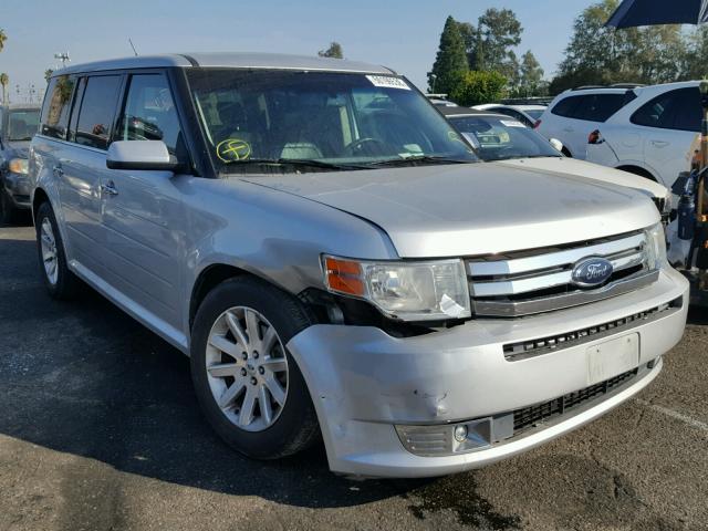 2FMDK52C29BA90128 - 2009 FORD FLEX SEL SILVER photo 1