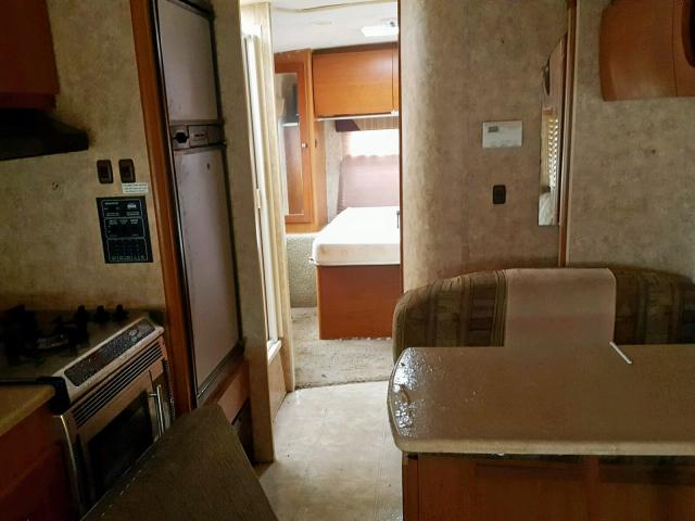 1FDXE45S16DA99300 - 2007 OTHR WINNEBAGO WHITE photo 10