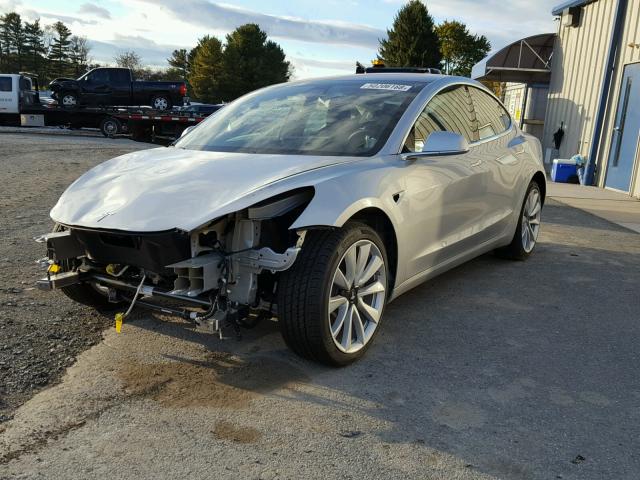 5YJ3E1EB5JF069185 - 2018 TESLA MODEL 3 SILVER photo 2