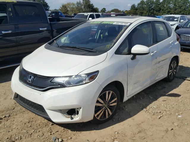 JHMGK5H71GX001181 - 2016 HONDA FIT EX WHITE photo 2