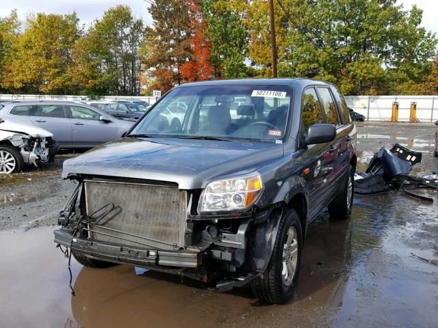 2HKYF18117H530012 - 2007 HONDA PILOT LX GRAY photo 2