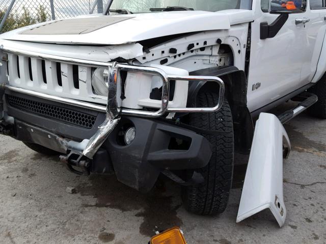 5GTDN13E778167346 - 2007 HUMMER H3 WHITE photo 9