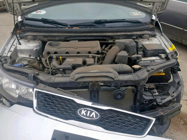 KNAFU4A29C5499505 - 2012 KIA FORTE EX SILVER photo 7