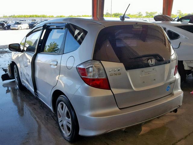 JHMGE8H33BC028114 - 2011 HONDA FIT SILVER photo 3