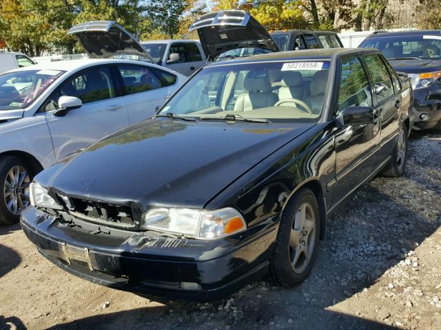 YV1LS537XW2519951 - 1998 VOLVO S70 T5 TUR BLACK photo 2