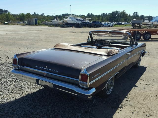 631M46018 - 1963 OLDSMOBILE F85  BROWN photo 4