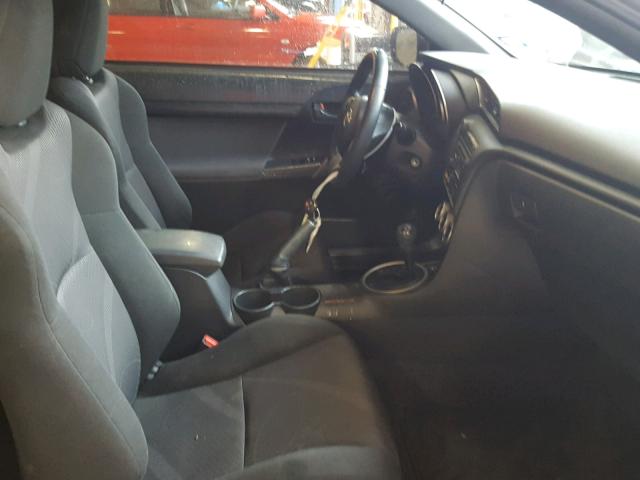 JTKJF5C70D3057109 - 2013 TOYOTA SCION TC Boz foto 5