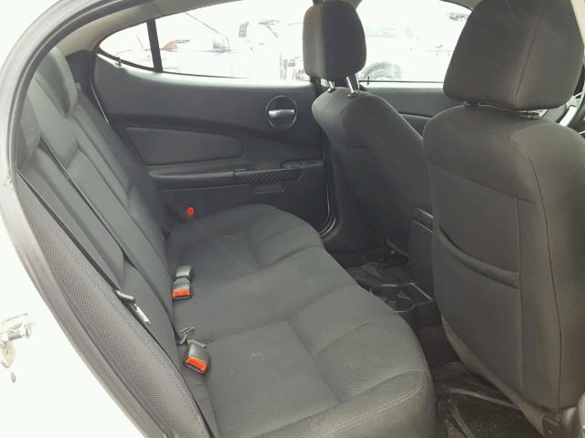 2G2WP552681148011 - 2008 PONTIAC GRAND PRIX WHITE photo 6