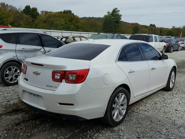 1G11F5SL0FF177265 - 2015 CHEVROLET MALIBU LTZ თეთრი ფოტო 4