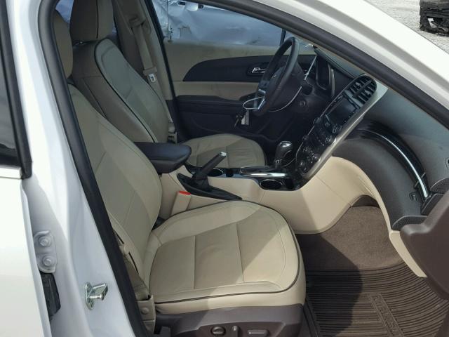 1G11F5SL0FF177265 - 2015 CHEVROLET MALIBU LTZ თეთრი ფოტო 5