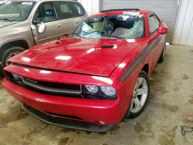 2C3CDYAG3DH540380 - 2013 DODGE CHALLENGER RED photo 2