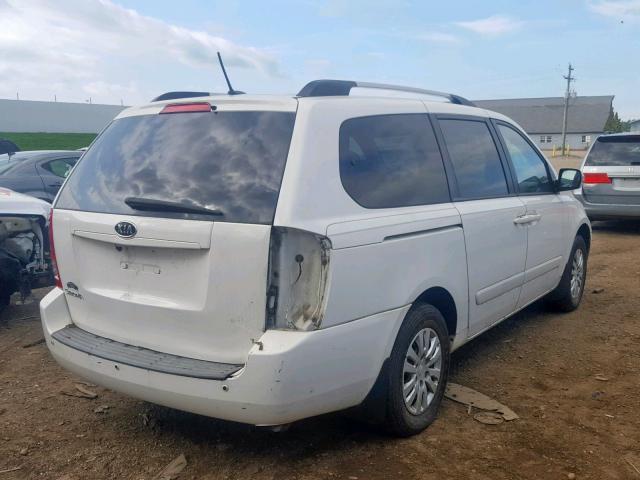 KNDMG4C79B6376032 - 2011 KIA SEDONA LX WHITE photo 4