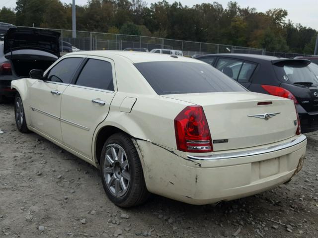 2C3KA63T89H571490 - 2009 CHRYSLER 300C CREAM photo 3