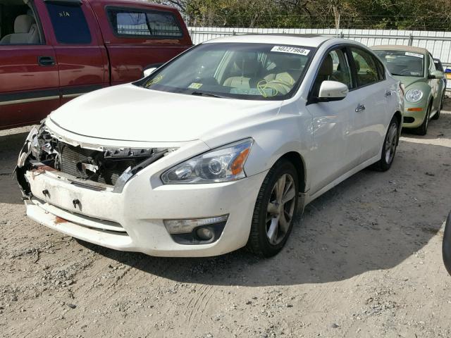 1N4AL3APXDN485853 - 2013 NISSAN ALTIMA WHITE photo 2