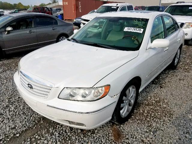 KMHFC46F87A217137 - 2007 HYUNDAI AZERA SE WHITE photo 2