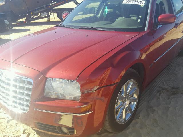 2C3LA53G78H329600 - 2008 CHRYSLER 300 TOURIN RED photo 9