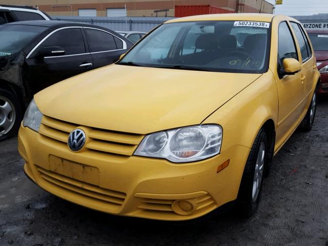 9BWEL41JX84027325 - 2008 VOLKSWAGEN CITY GOLF YELLOW photo 2