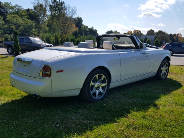 SCA682D55GUX75389 - 2016 ROLLS-ROYCE PHANTOM DR თეთრი ფოტო 3