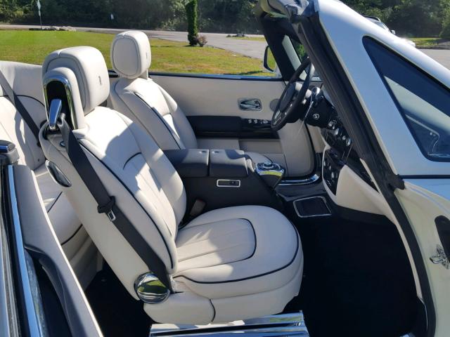 SCA682D55GUX75389 - 2016 ROLLS-ROYCE PHANTOM DR თეთრი ფოტო 5