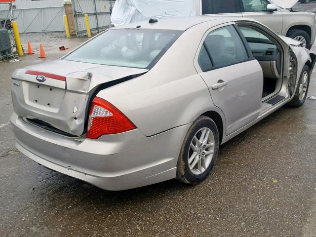 3FAHP0GAXAR426007 - 2010 FORD FUSION S SILVER photo 4