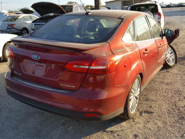 1FADP3J26HL260496 - 2017 FORD FOCUS TITA RED photo 4