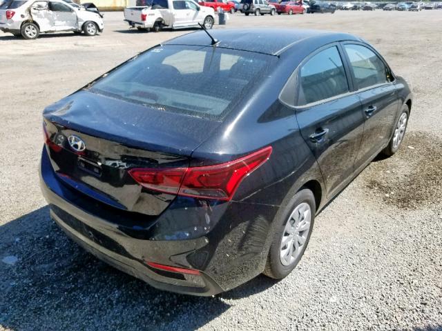 3KPC24A32KE085019 - 2019 HYUNDAI ACCENT SE BLACK photo 4