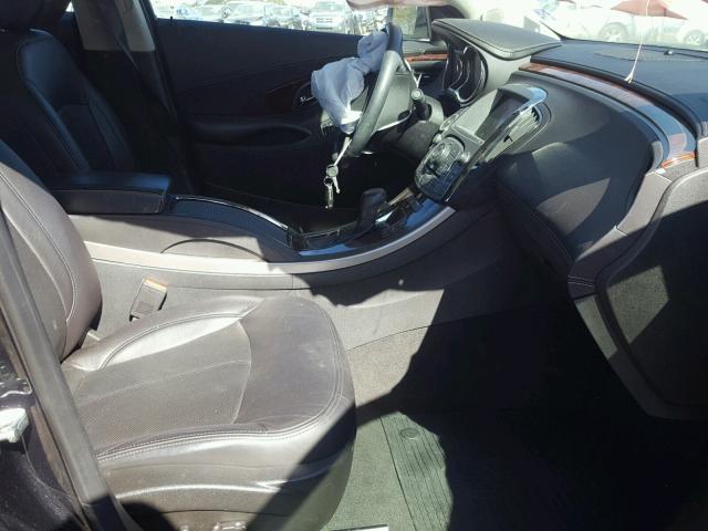 1G4GJ5G3XDF196438 - 2013 BUICK LACROSSE T BLACK photo 5