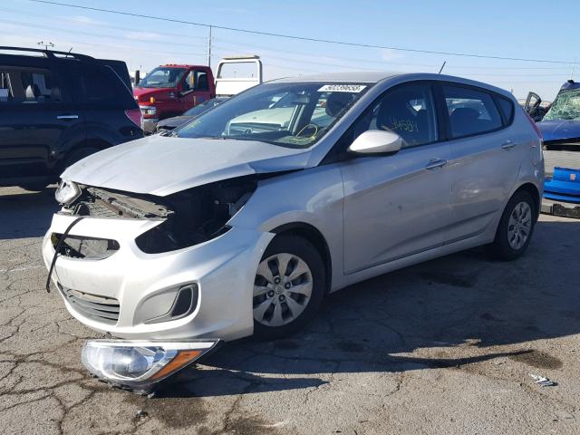 KMHCT5AE3HU312020 - 2017 HYUNDAI ACCENT SE SILVER photo 2