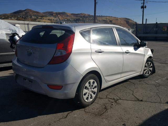 KMHCT5AE3HU312020 - 2017 HYUNDAI ACCENT SE SILVER photo 4