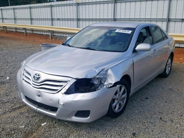 4T1BF3EK0BU176136 - 2011 TOYOTA CAMRY BASE SILVER photo 2