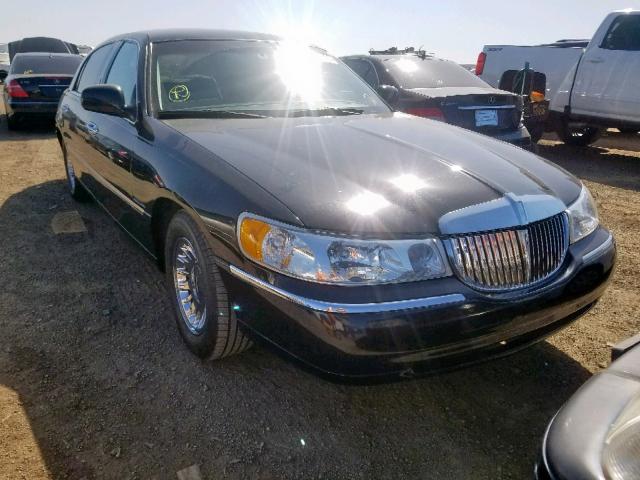 1LNHM85W41Y639595 - 2001 LINCOLN TOWN CAR C BLACK photo 1