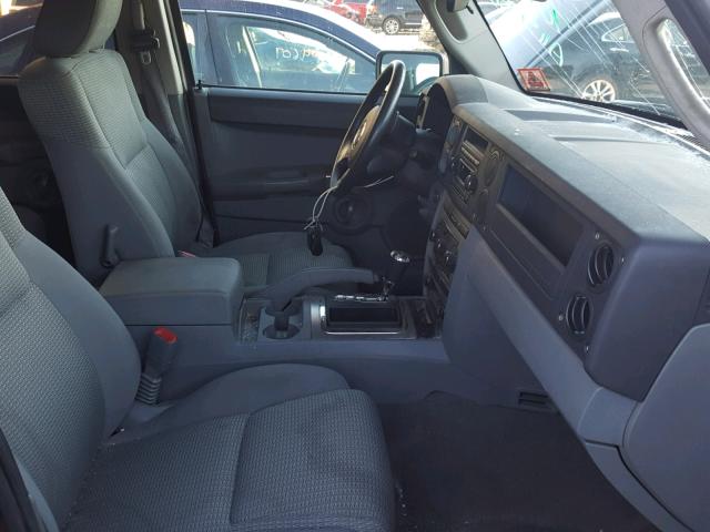 1J8HG48KX7C518341 - 2007 JEEP COMMANDER RED photo 5