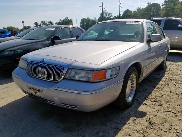 2MEFM75W8YX606579 - 2000 MERCURY GRAND MARQ SILVER photo 2