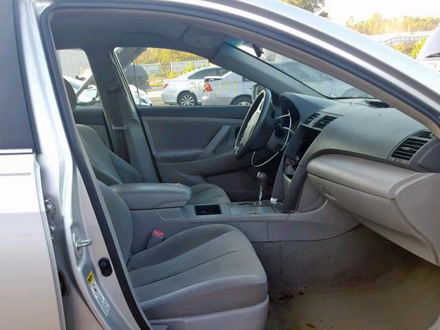 4T4BE46K29R076191 - 2009 TOYOTA CAMRY BASE SILVER photo 5