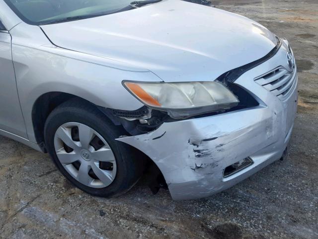 4T4BE46K29R076191 - 2009 TOYOTA CAMRY BASE SILVER photo 9