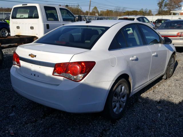 1G1PD5SH7C7258409 - 2012 CHEVROLET CRUZE LS WHITE photo 4