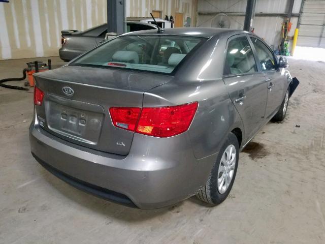 KNAFU4A23B5375860 - 2011 KIA FORTE EX GRAY photo 4