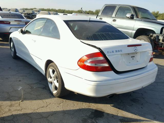 WDBTJ65JX4F107881 - 2004 MERCEDES-BENZ CLK 320C WHITE photo 3