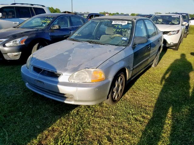 2HGEJ6674WH571295 - 1998 HONDA CIVIC LX SILVER photo 2